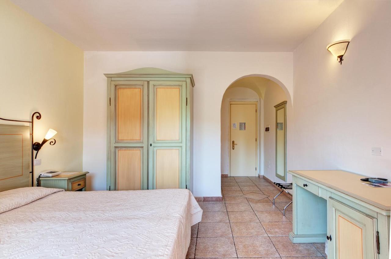 Hotel Li Graniti Baja Sardinia Ngoại thất bức ảnh