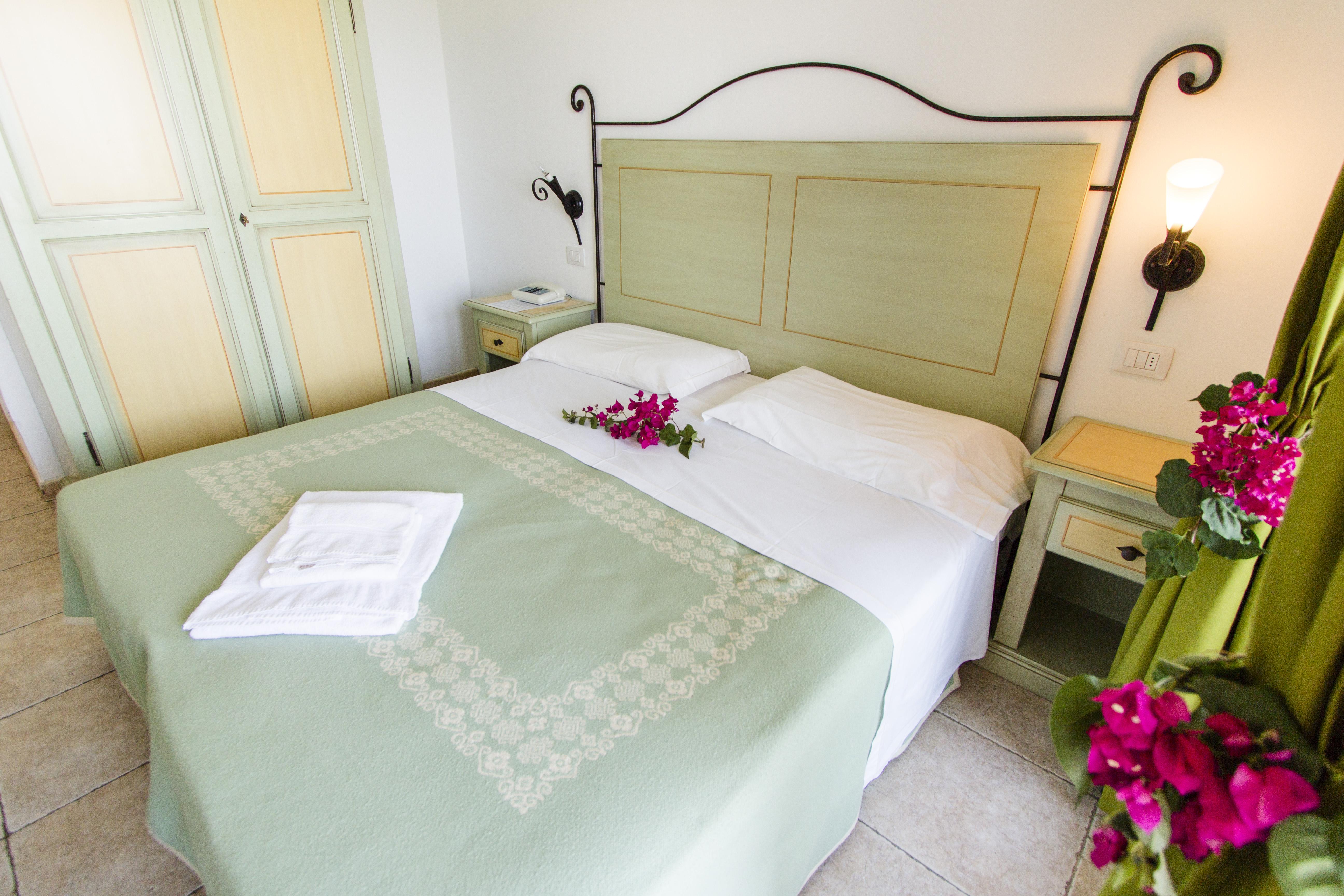 Hotel Li Graniti Baja Sardinia Ngoại thất bức ảnh