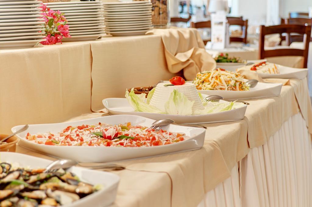 Hotel Li Graniti Baja Sardinia Ngoại thất bức ảnh