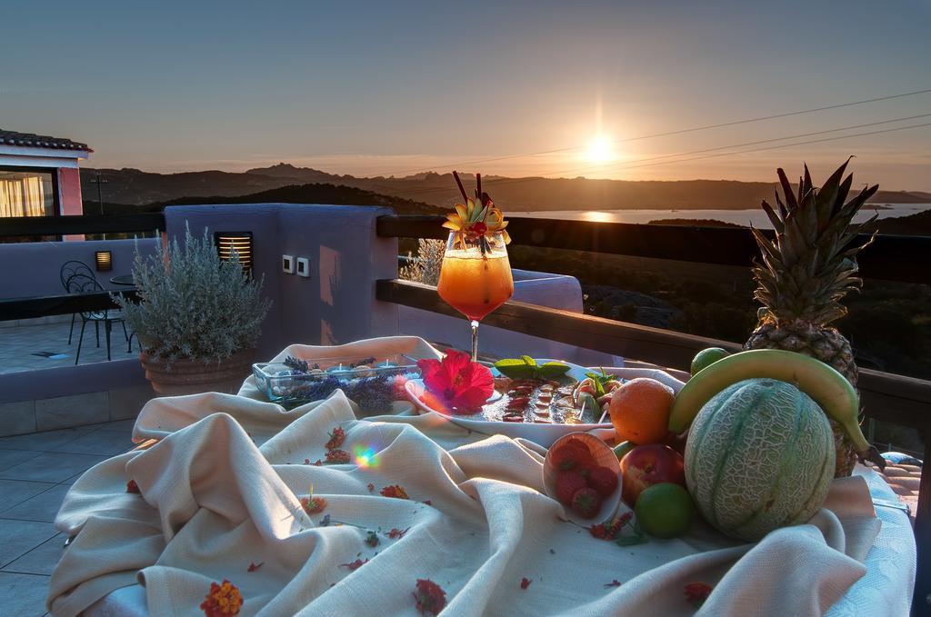 Hotel Li Graniti Baja Sardinia Ngoại thất bức ảnh