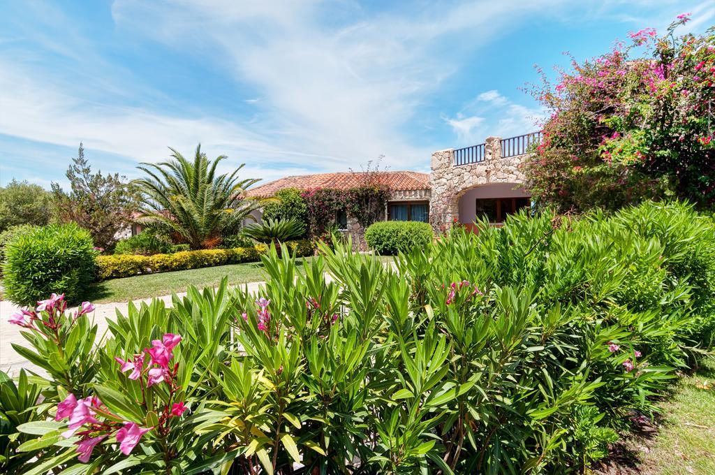 Hotel Li Graniti Baja Sardinia Ngoại thất bức ảnh