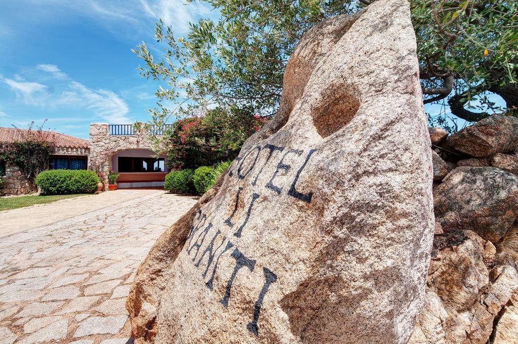 Hotel Li Graniti Baja Sardinia Ngoại thất bức ảnh